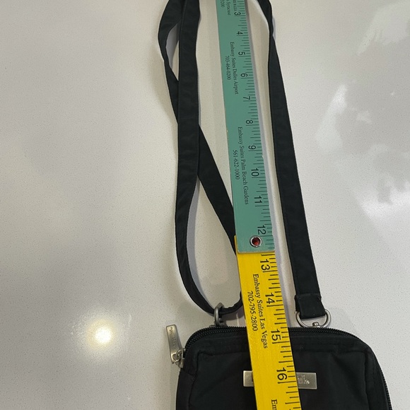 Baggallini Travel Pouch Crossbody Handbag - Picture 7 of 8